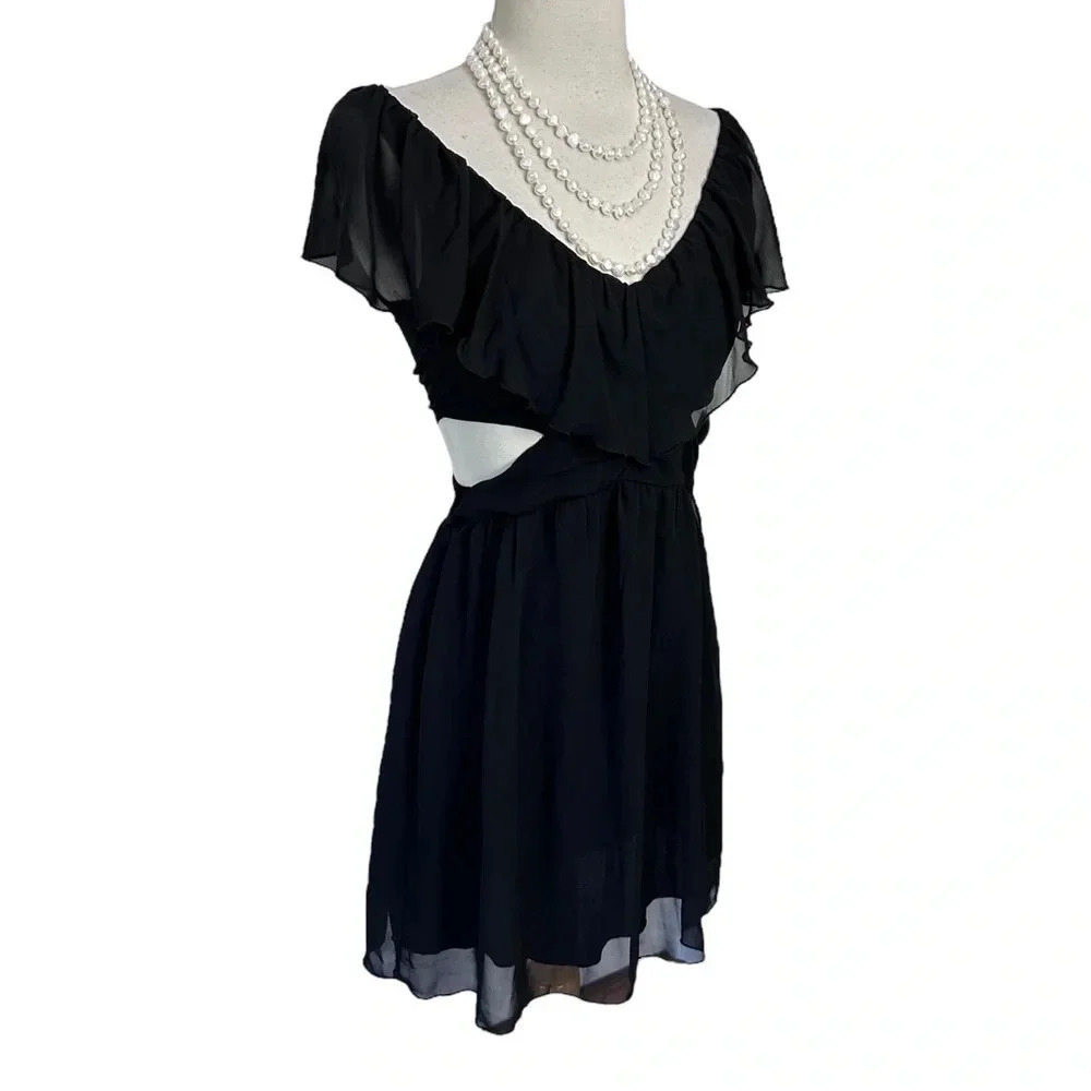 Speechless Women's Small sexy black chiffon v-neck dress with side cut outs‎ NEW